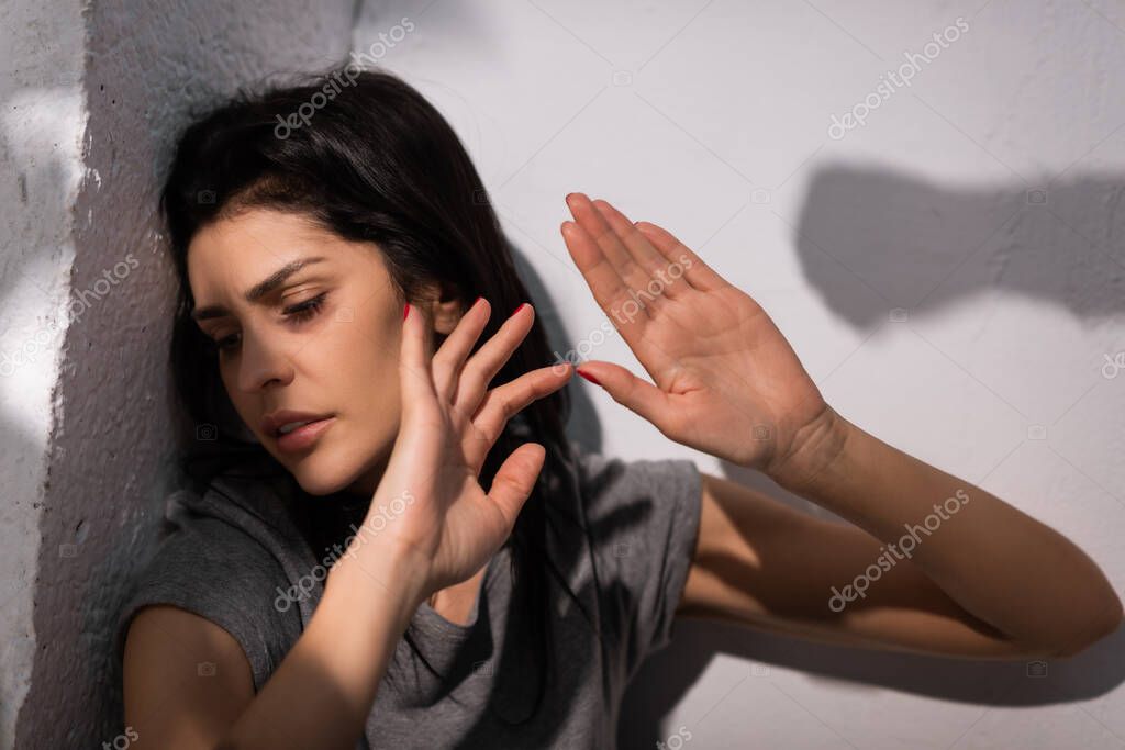 Immagine concettuale che richiama il tema della violenza